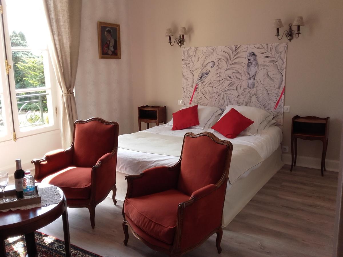 Chateau De Rouffiac Bed and Breakfast Duravel Buitenkant foto